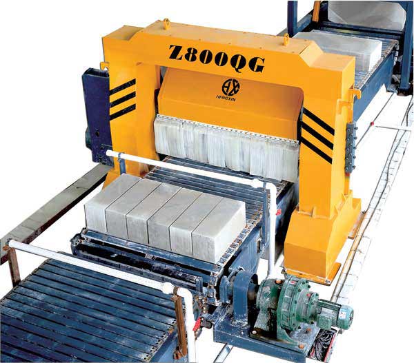 陶(tao)粒自保(bao)溫砌塊(kuai)生産線(xian)設備