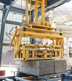 成品碼垛(duǒ)設備