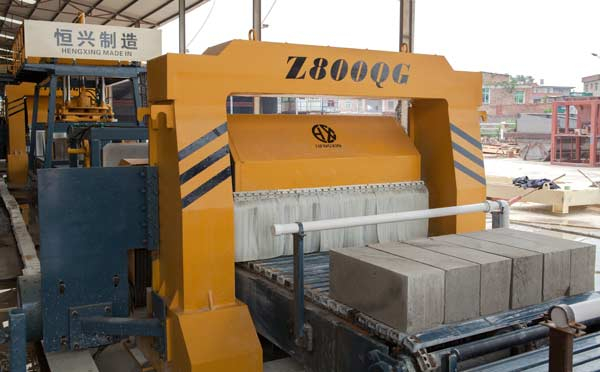 免(mian)蒸加氣磚設備廠(chang)家